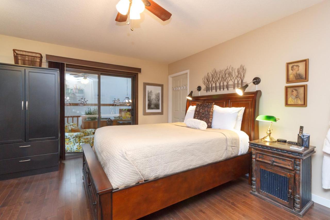 Coles Bay Vacation Retreat Villa North Saanich Buitenkant foto